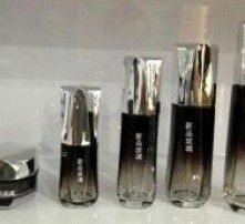 护肤品高清图片的艺术 如何捕捉肌肤的完美质感